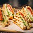 Club-Sandwich Au Poulet Grillé