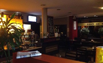 Café De Café
