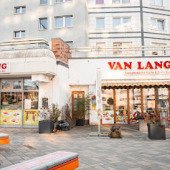 Van Lang Restaurant 